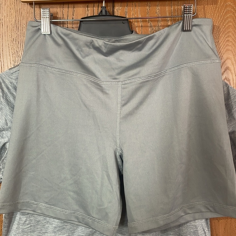 NWT AurGolf - Dress with matching shorts - Picture 7 of 8
